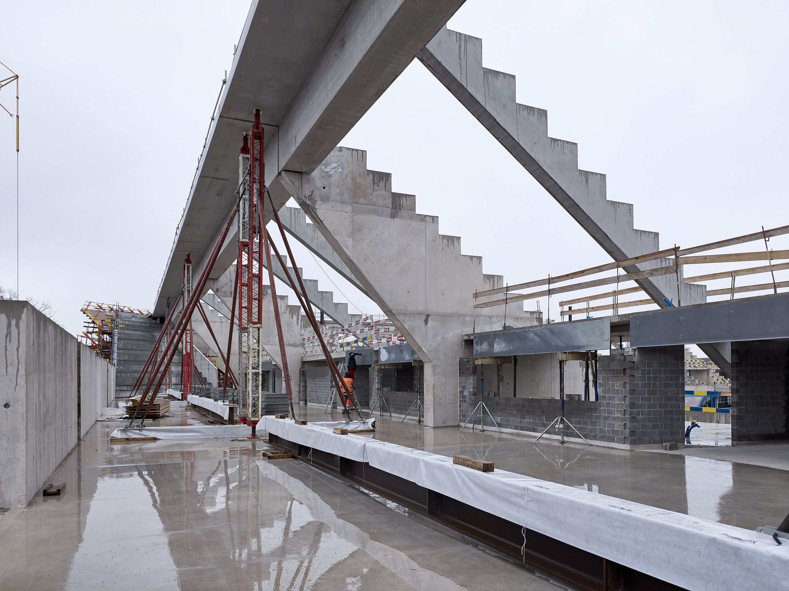 Stade de la Tuilière, Lausanne